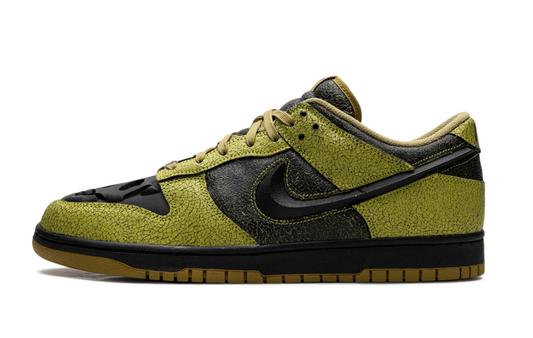 Nike Dunk Low Halloween Skull