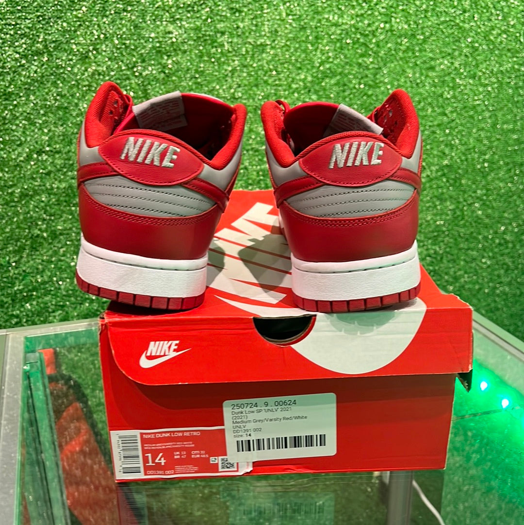 Dunk Low UNLV (USED)