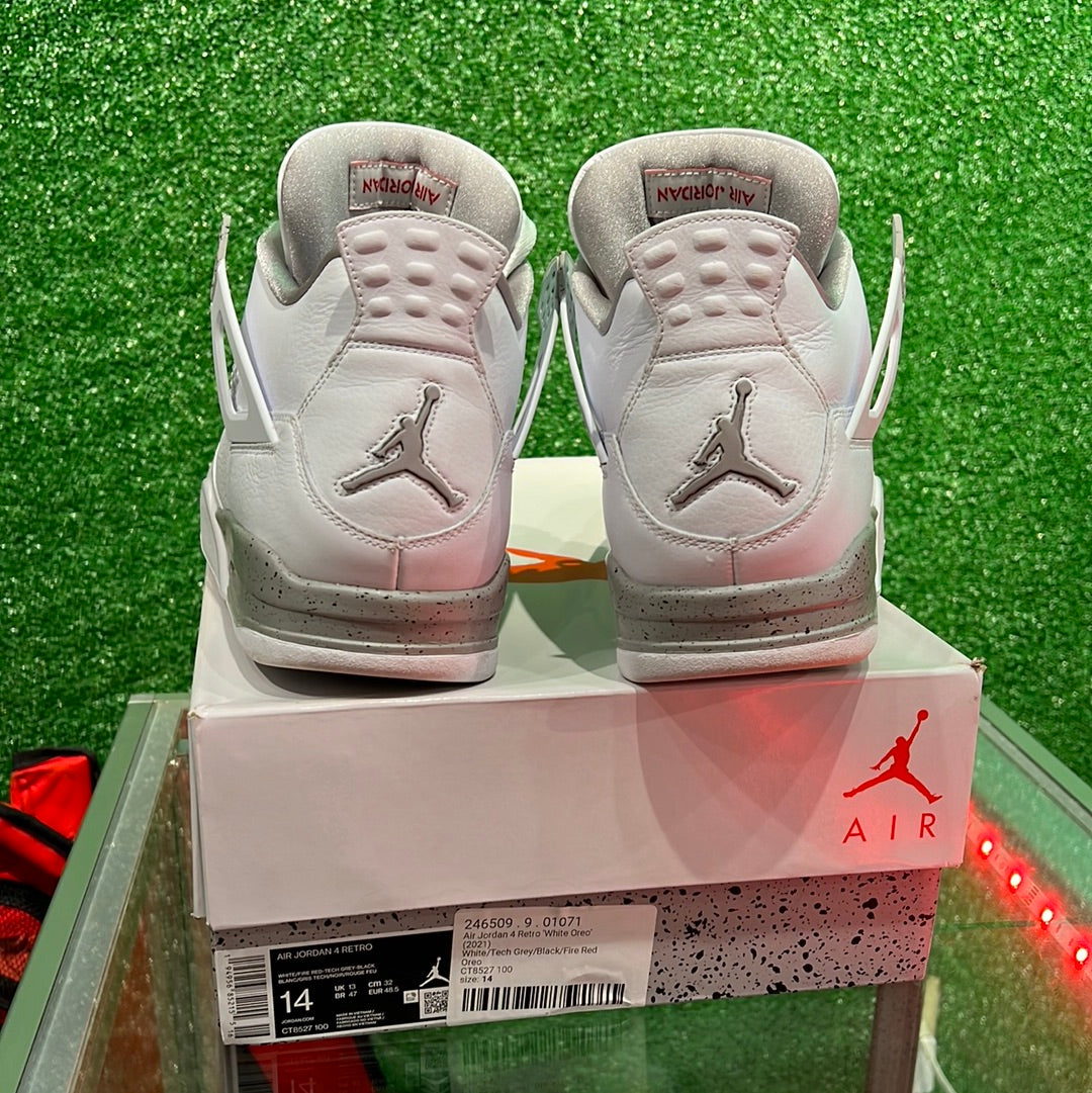 Air Jordan 4 White Oreo (USED)