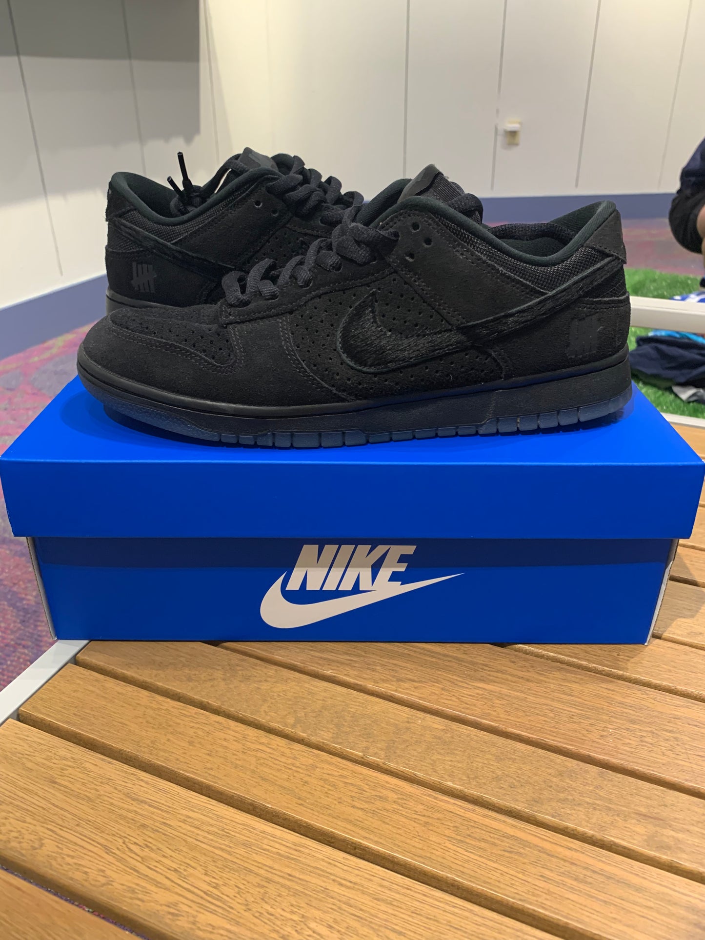 Undefeated Dunk low Black