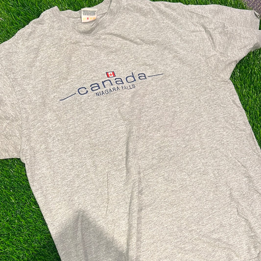 Canada Niagara falls tee vintage