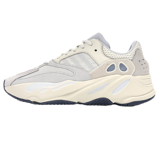 Yeezy 700 Analog