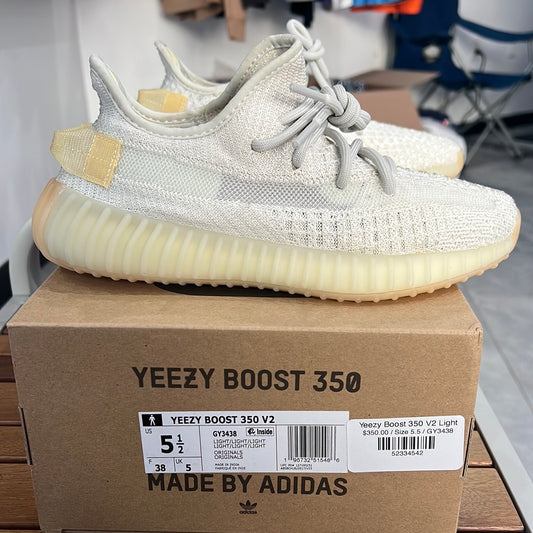 Yeezy Boost 350 Light (USED)