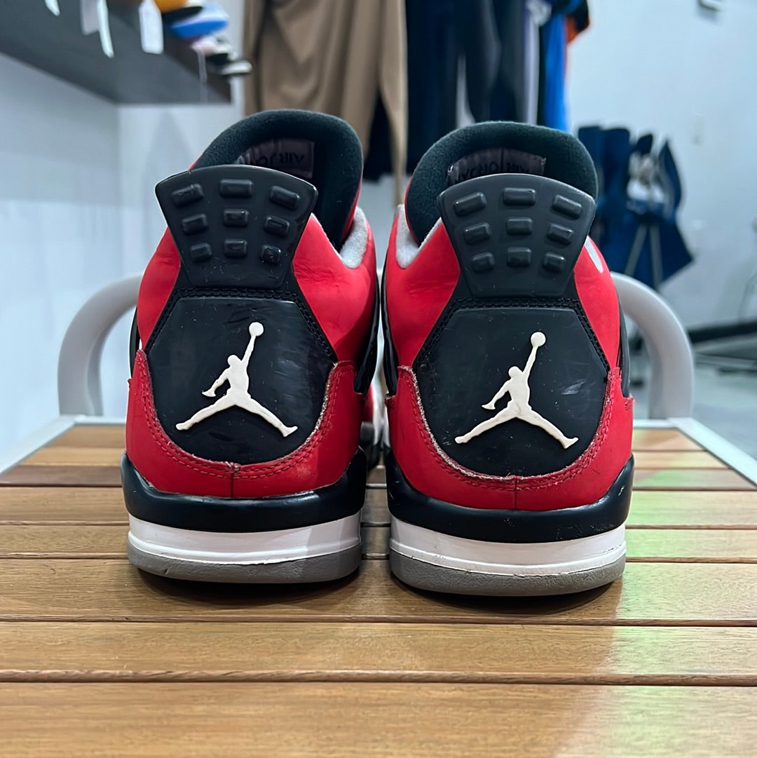 Air Jordan 4 Toro Bravo  (USED)