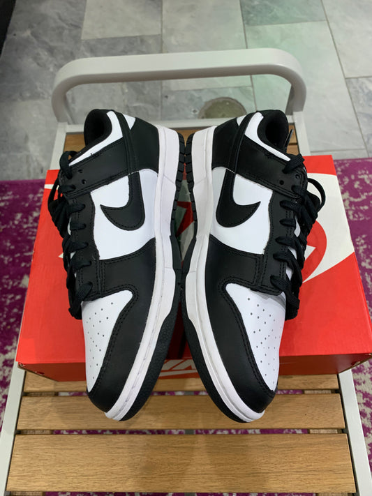 Nike Dunk Low Black and White (USED)
