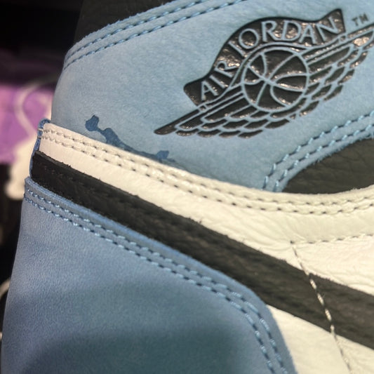 Air Jordan 1 University Blue