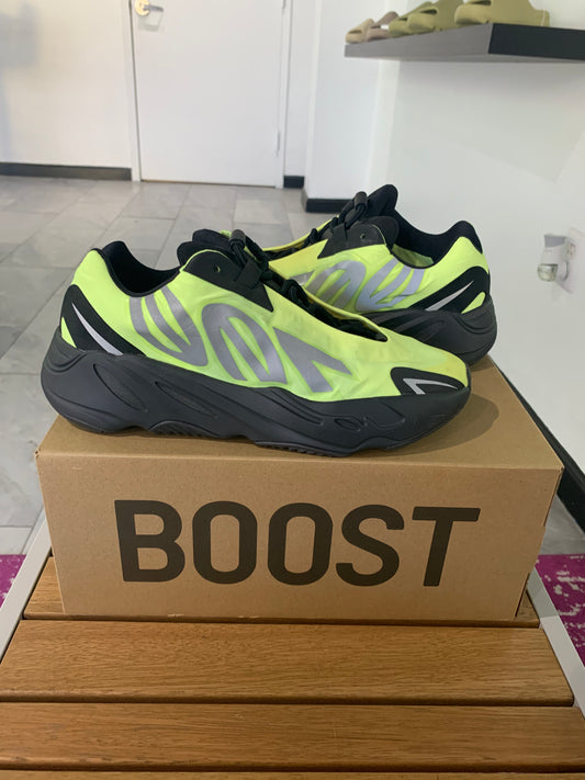 Yeezy 700 MNVN Phosphorus (USED)