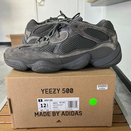 Yeezy 500 Granite (USED)